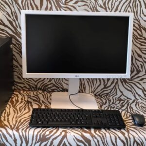 COMPUTER FISSO i5 3340 SSD 256GB RAM 8GB MONITOR 24 POLLICI FULL HD TASTIERA MOUSE