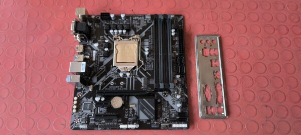 SCHEDA MADRE GIGABYTE B360M DS3H SOCKET 1151 DDR4 HDMI PRODOTTO NUOVO
